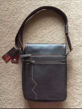 Men's Dark Brown Leather Messenger Bag with Front Zips Made In Hungary